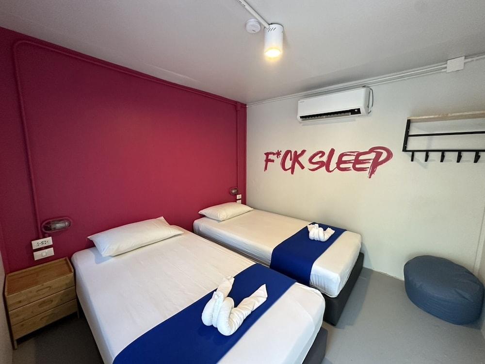 Slumber Party Phi Phi