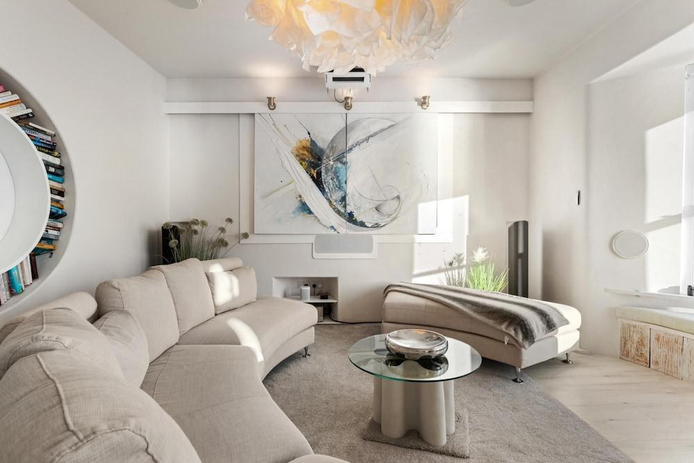 Min Y Mor - Breathtaking Sea Views