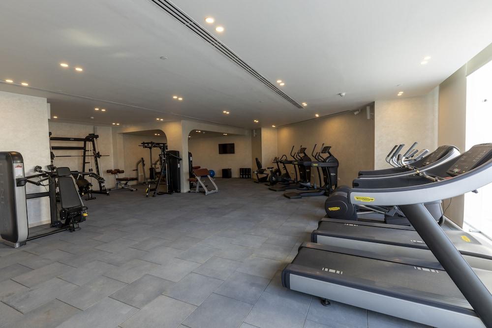 White Hills Resort - Posh Club