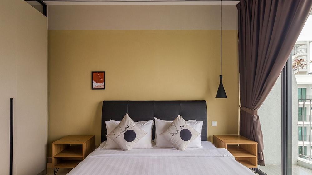 Datum Jelatek Sky Residence Roam