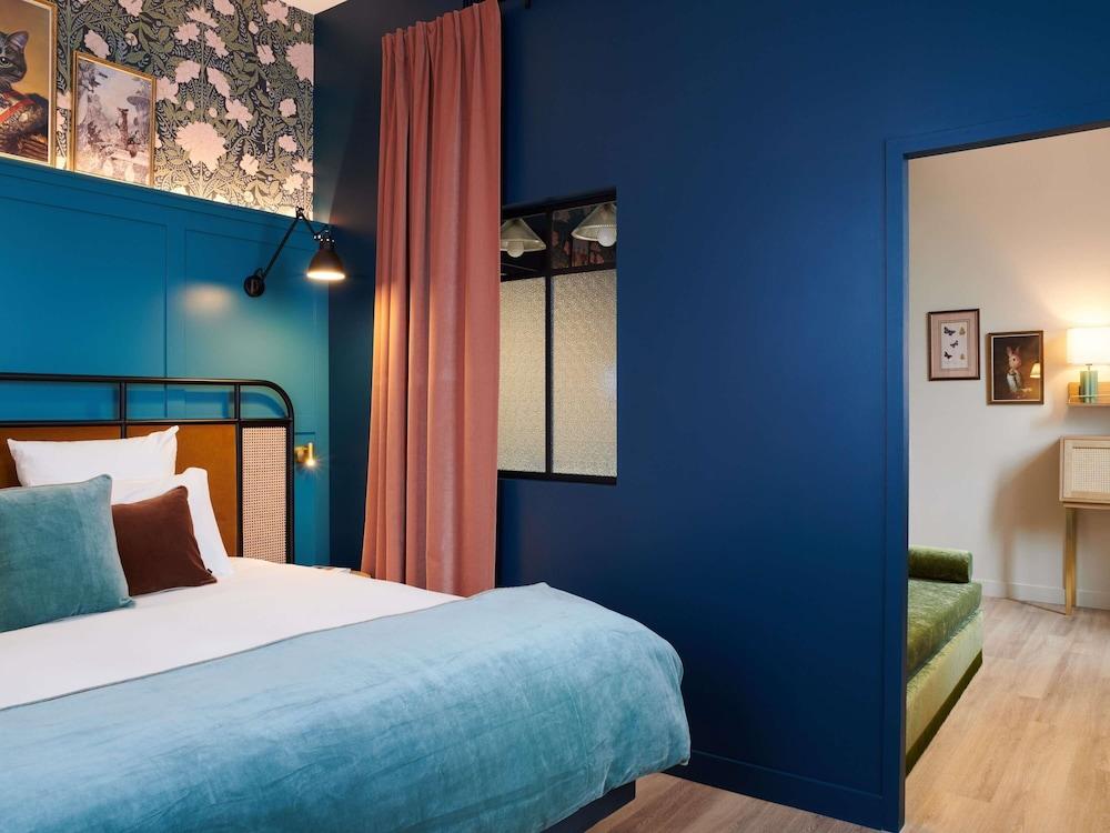 Square Lodge Hotel La Roche Sur Yon - Handwritten Collection