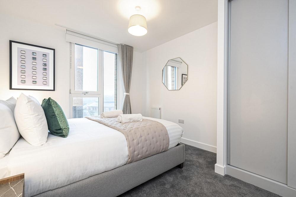 Large Two Bedroom City Flat