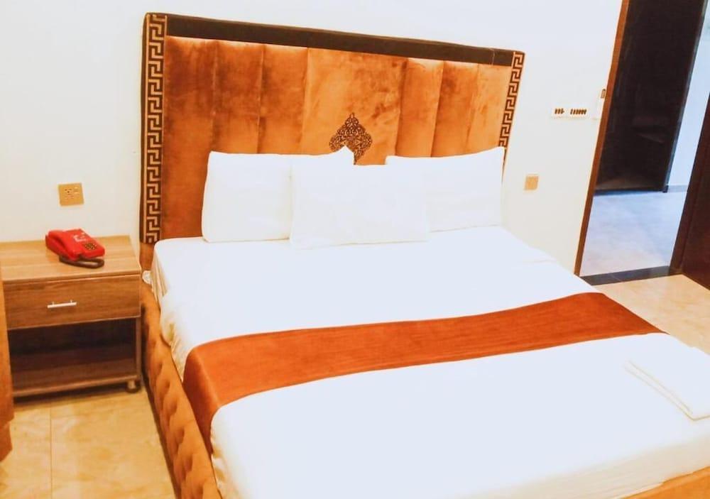 Hotel Days Inn Emporium