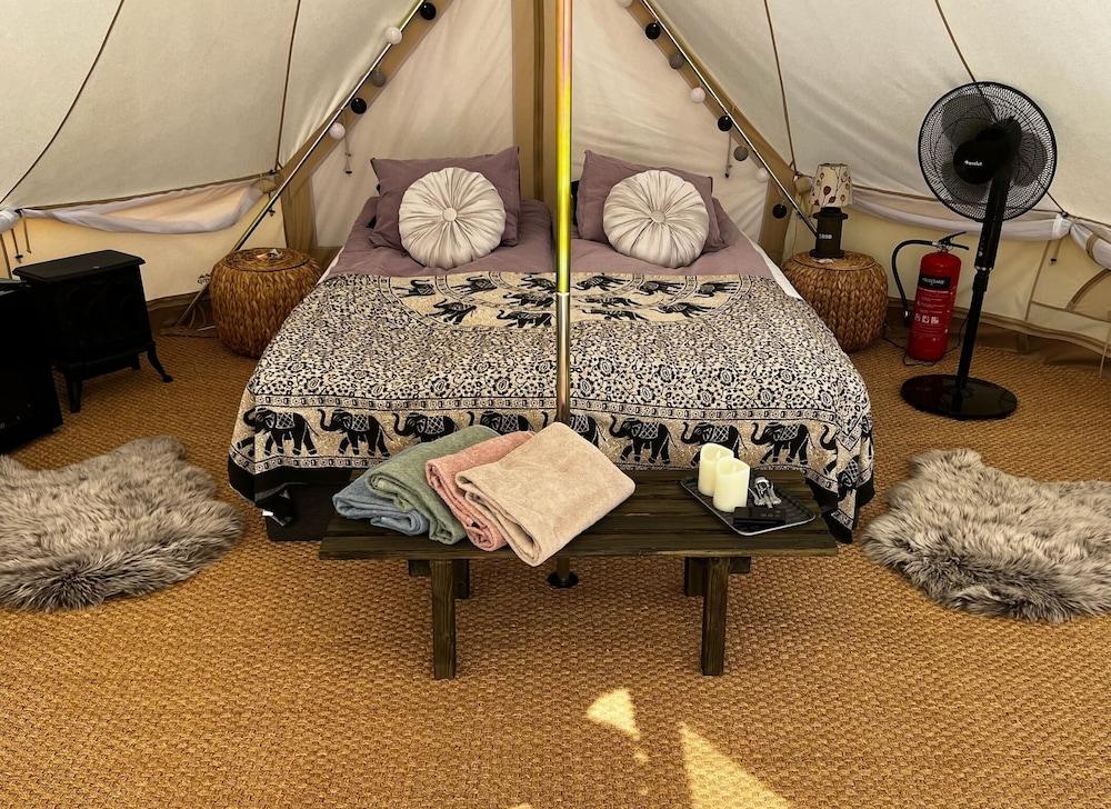 VÄTTERVY GLAMPING