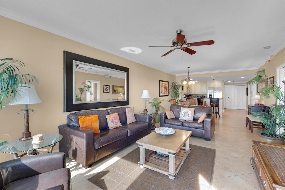 Emerald Isle Unit 202