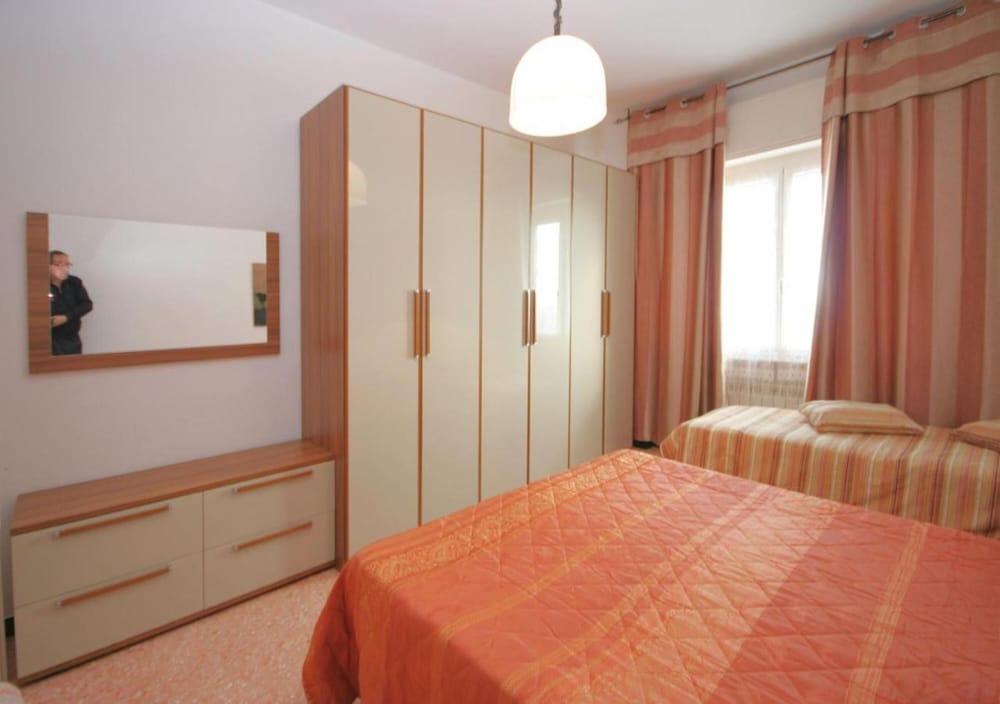 Doria 6 Int 6 in Marina di Andora