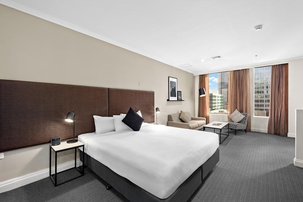 Melbourne City Suites