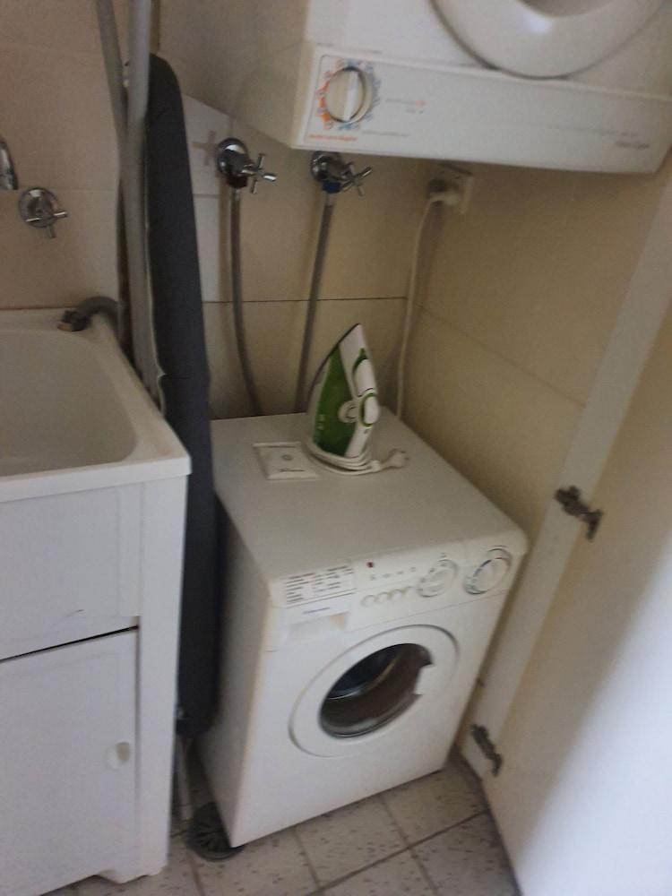 City Central Canberra Unit