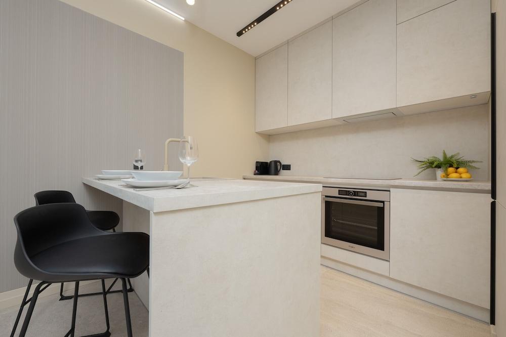 Exclusive Apartment by Renters Prestige