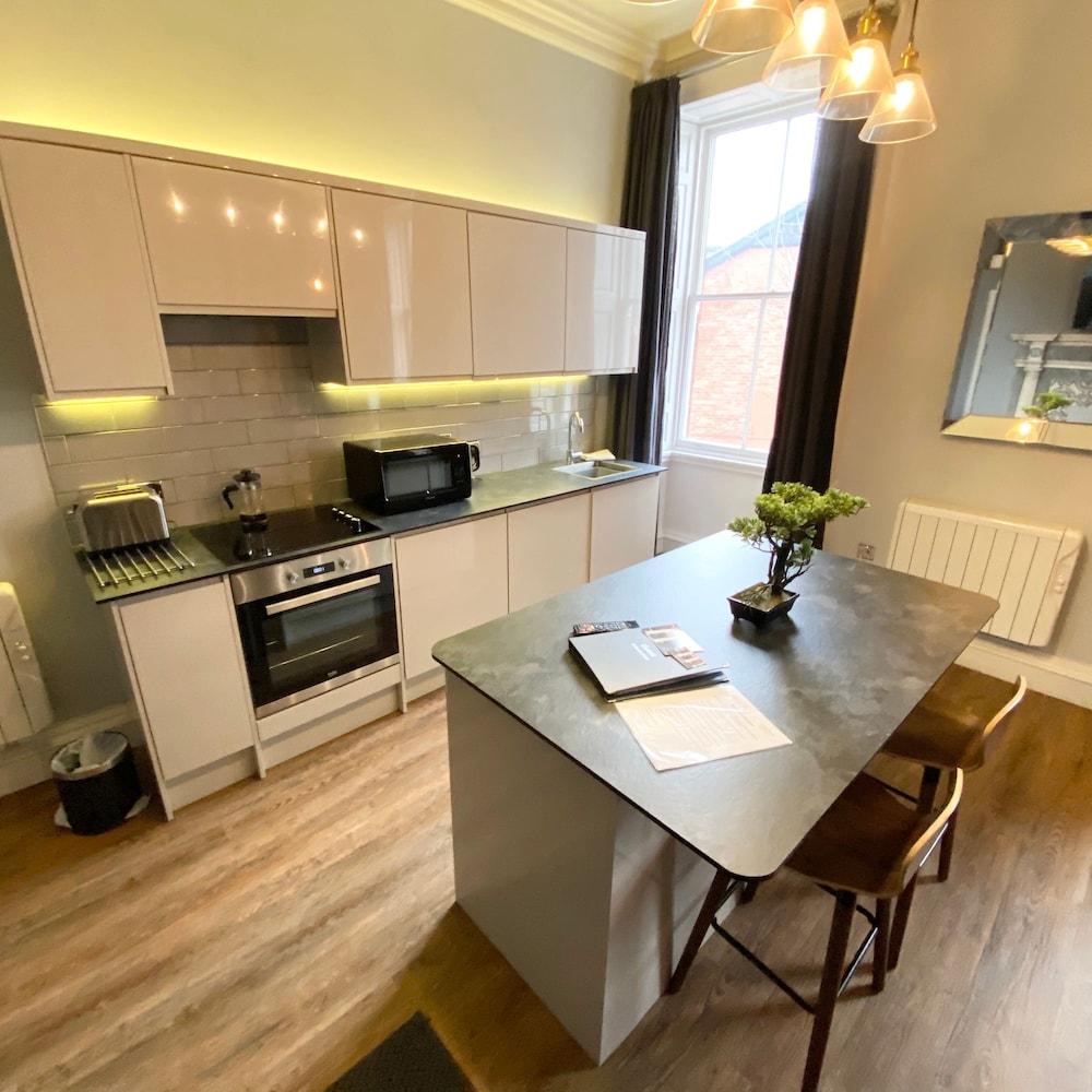 Claremont The Waterhouse