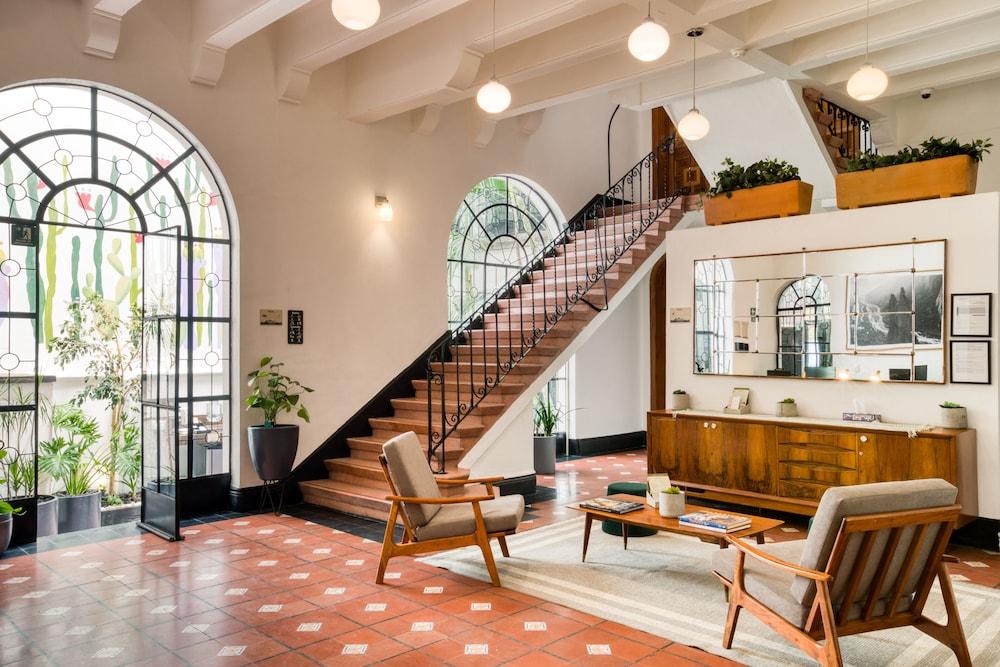 Santa Casa by Tasman