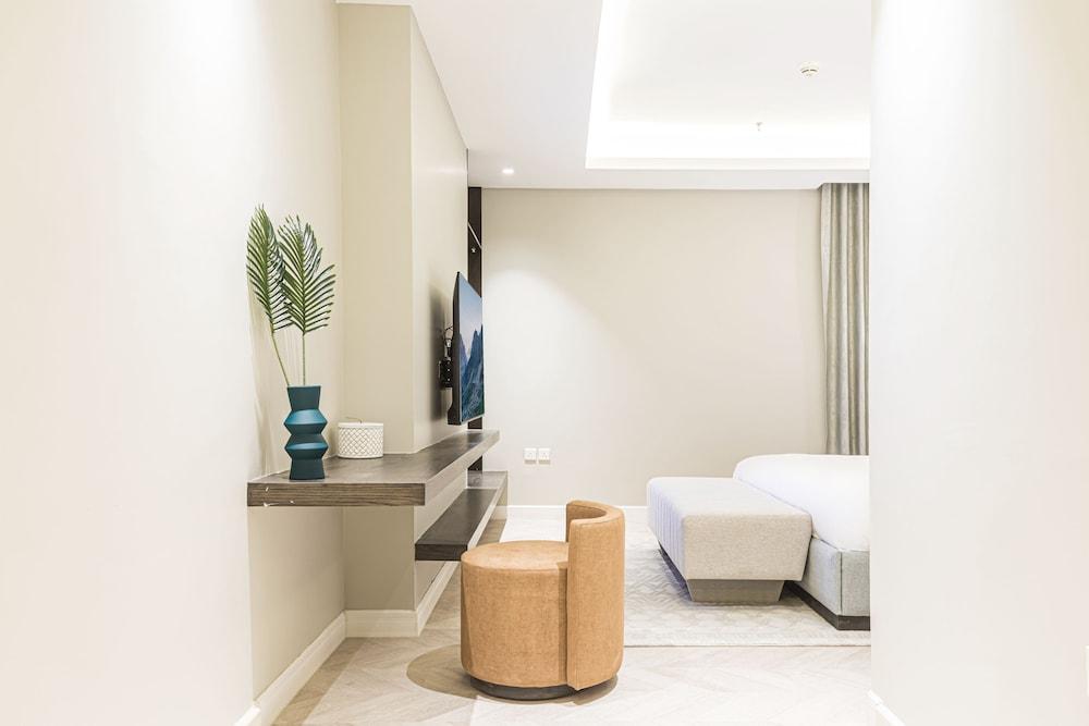 Olaya 1 Stella Stays