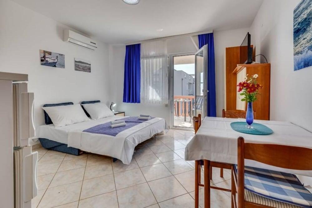 Tanja - 200m to the Beach - A1