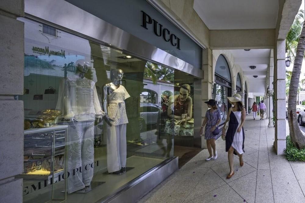 Nini's Cottage 4bd 3ba Vacation Rental