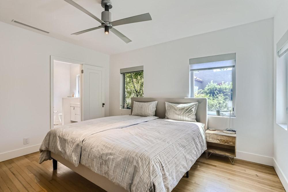 Villa Ardmore, 3 Bedrooms, 3.5 Baths, Pool