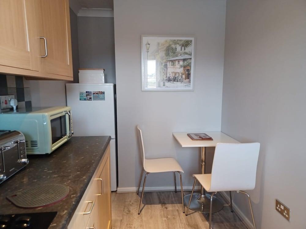 Red Door Malt - Huku kwetu