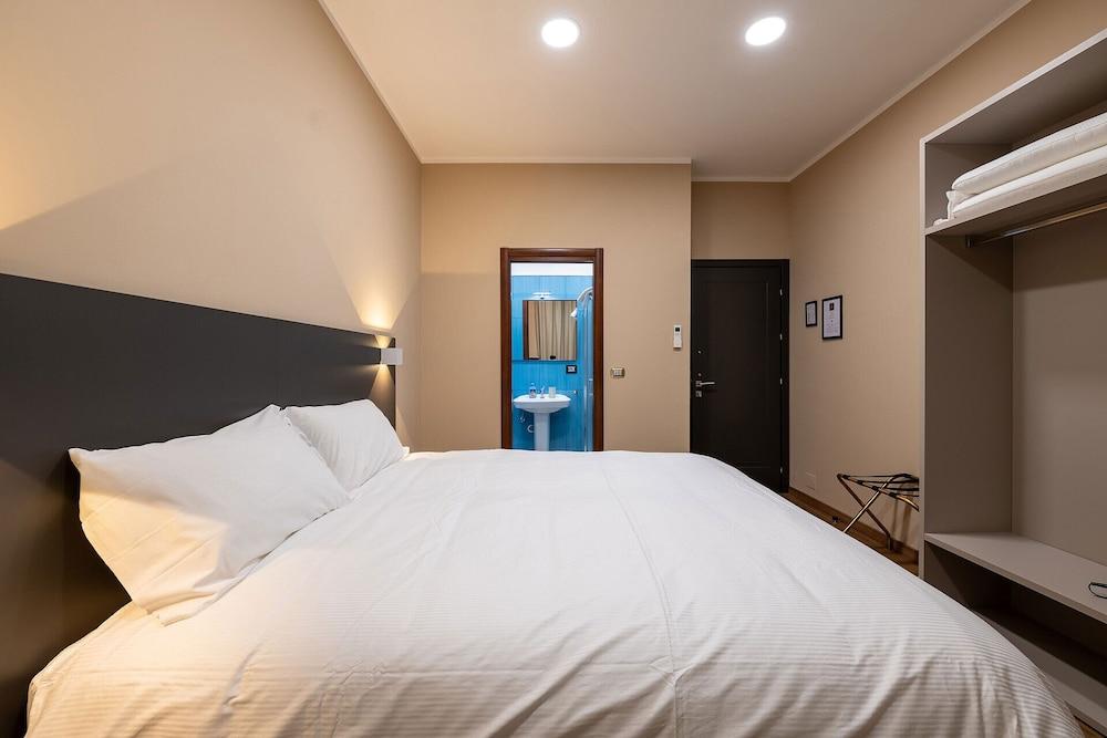 Torino Station Relais