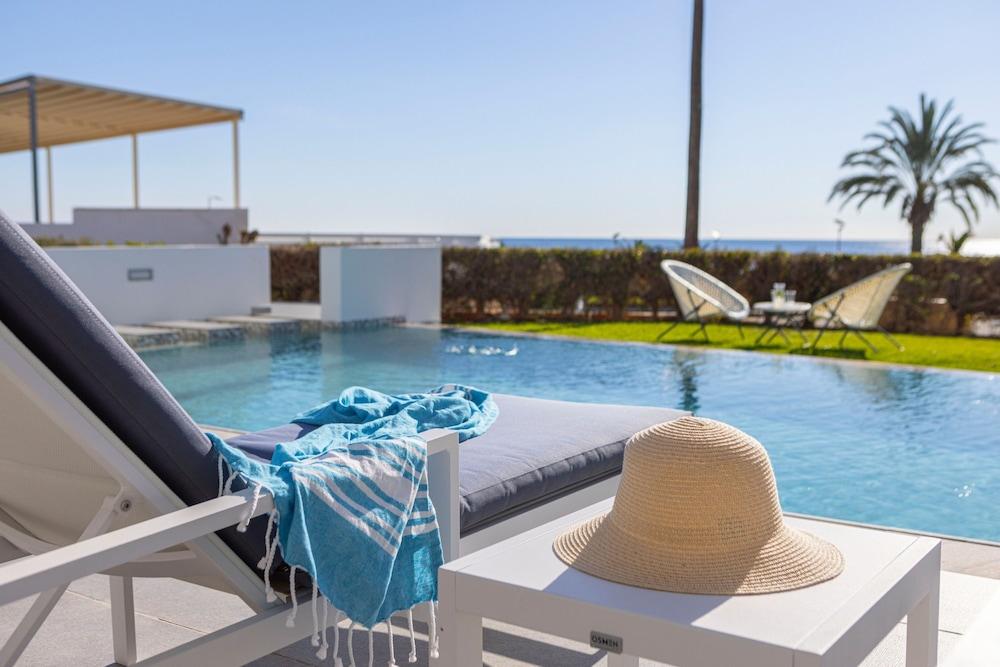 Protaras Elaia Luxury Seafront Villa