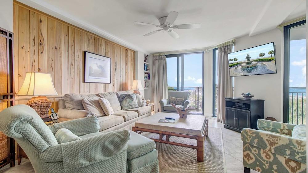 309 B Shipwatch by Avantstay Community Pool Access!