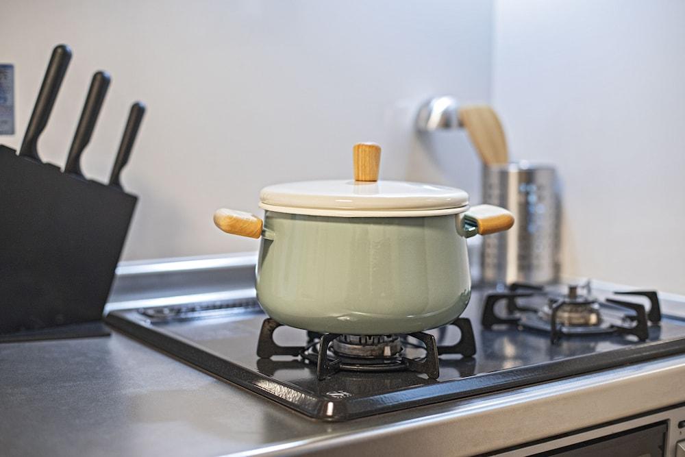 5 min to JR station new house max 8ppl