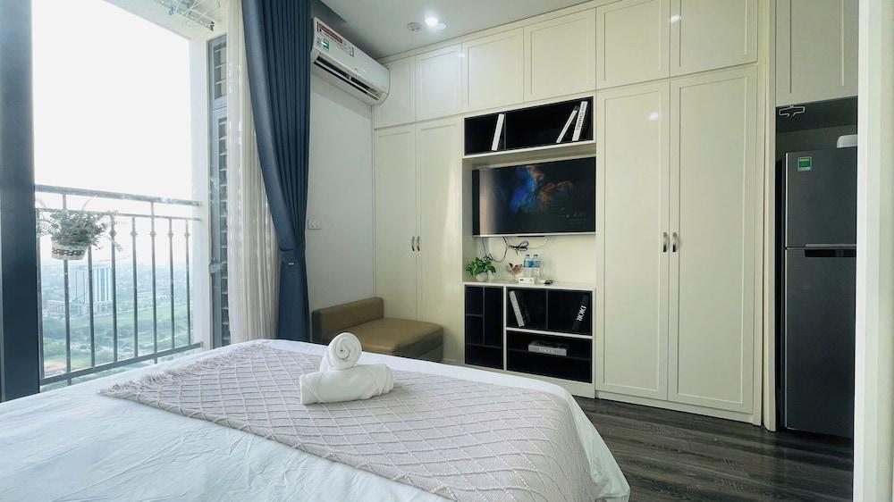 Vinhomes Green Bay-Studio Apartment
