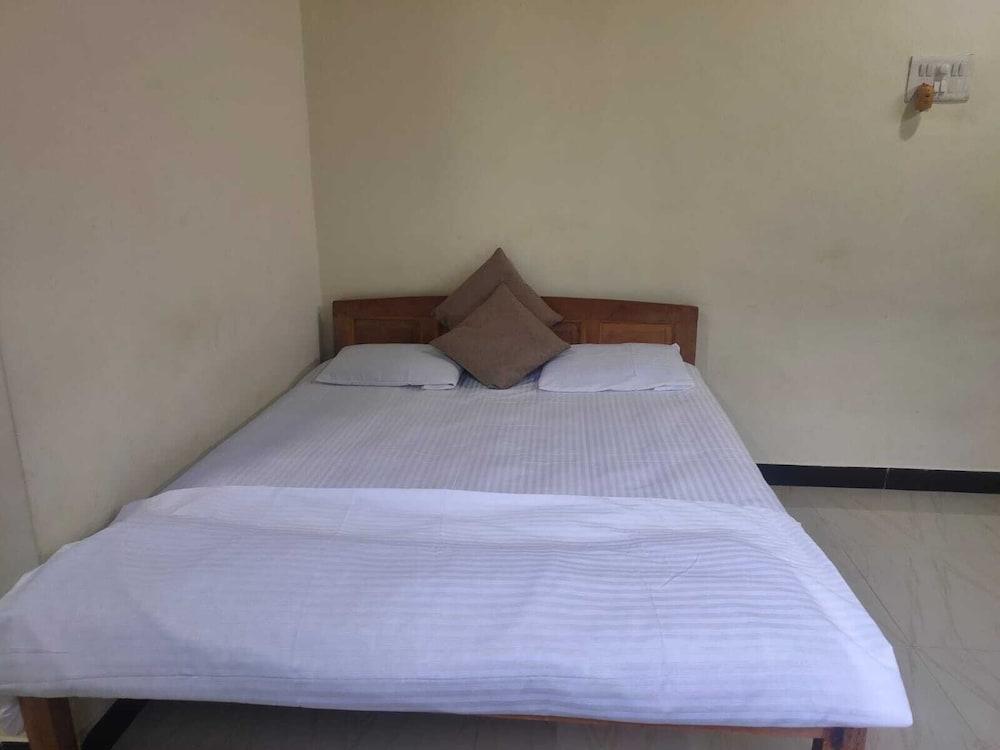 Gokul Cottage and Villa