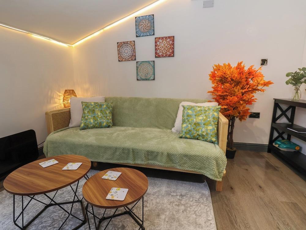 The Cloud Apartment 2