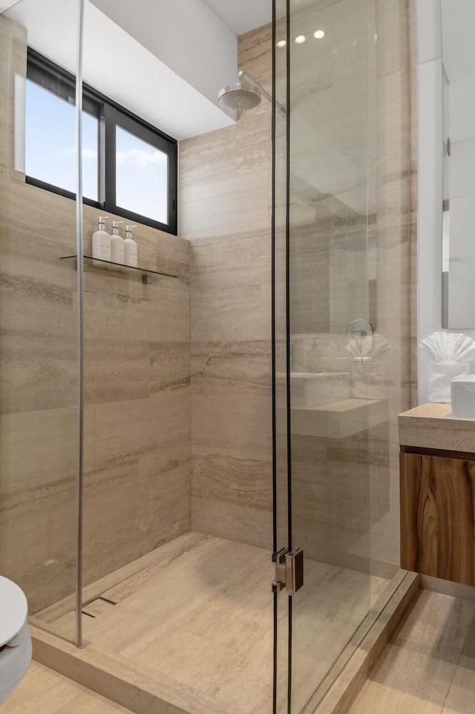 23-401 2Br 2bath In Roma Norte Casanevo