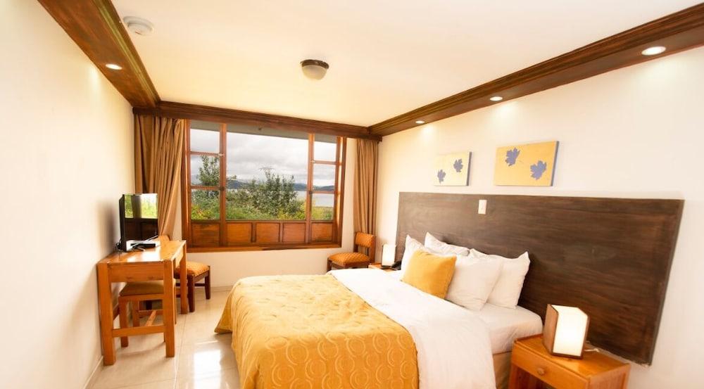 Hotel refugio rancho tota