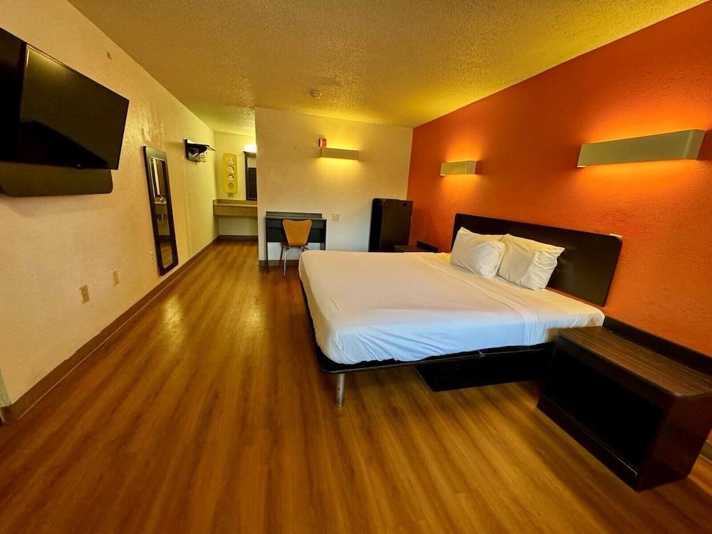 Super 8 by Wyndham Kannapolis