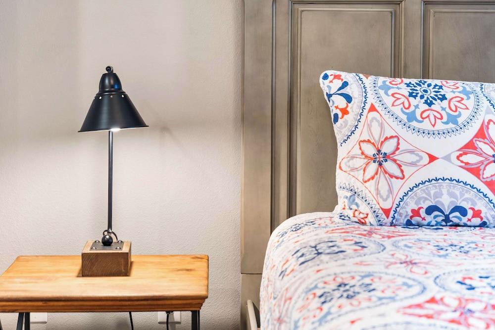 Majestic Lakeview Destination Unmatched Location