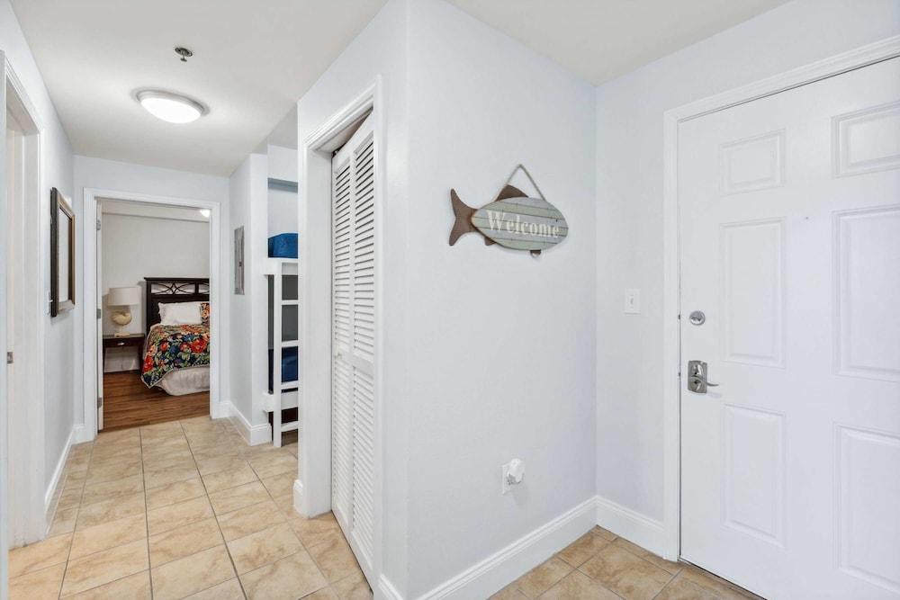 Seaside Harmony Stunning High-rise Resort Condo!