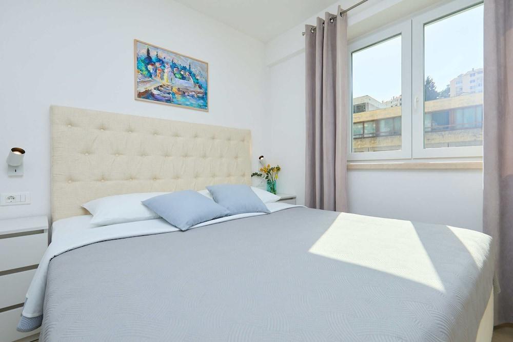 Hedera Estate, Hedera A43