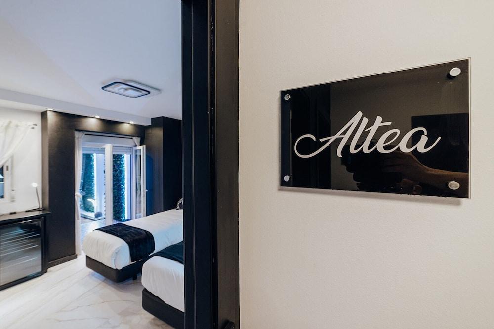 HOSTAL LUXURY NIT I DIA