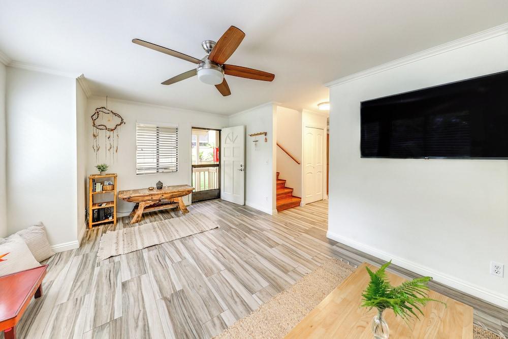 ~ 2 Mi to Beach: Princeville Condo w/ Private Deck