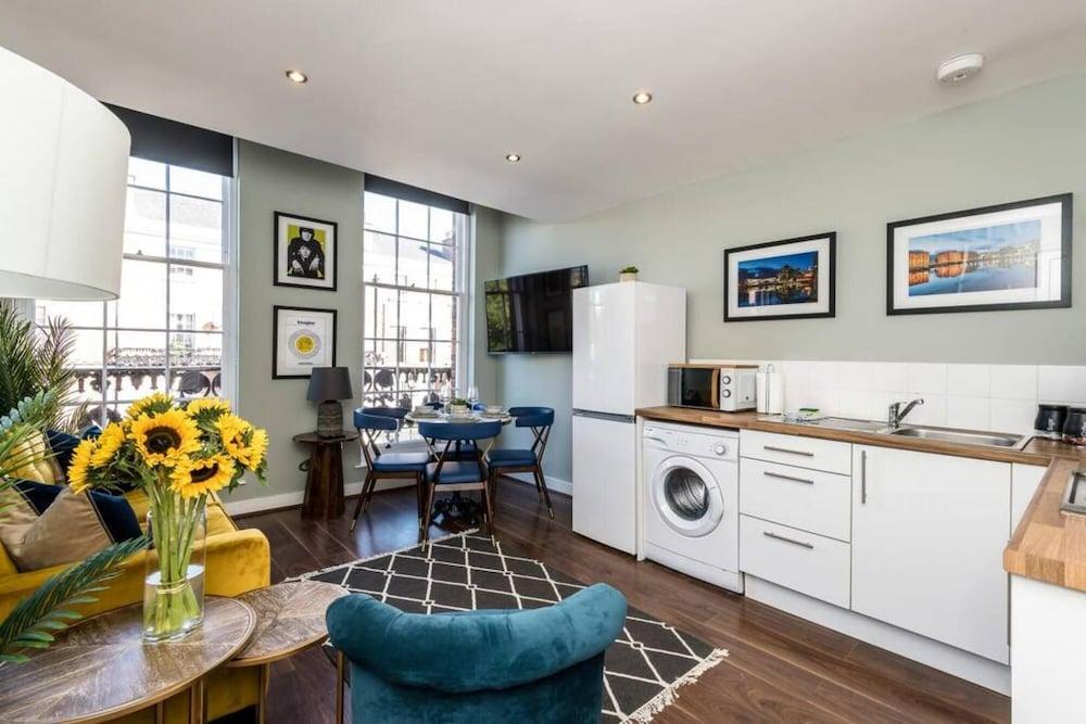 Host Stay Canning Quarters II