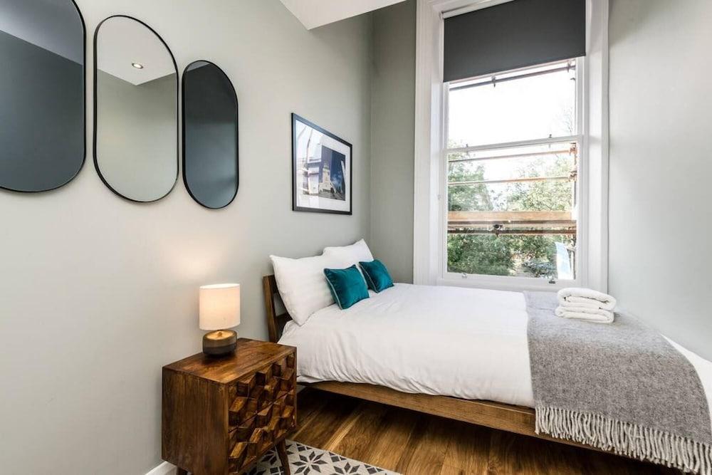 Host Stay Catharine Quarters I