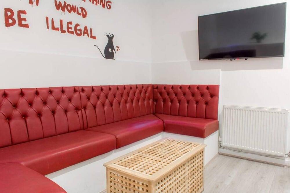 Host Apartments Fleet Nightlife II