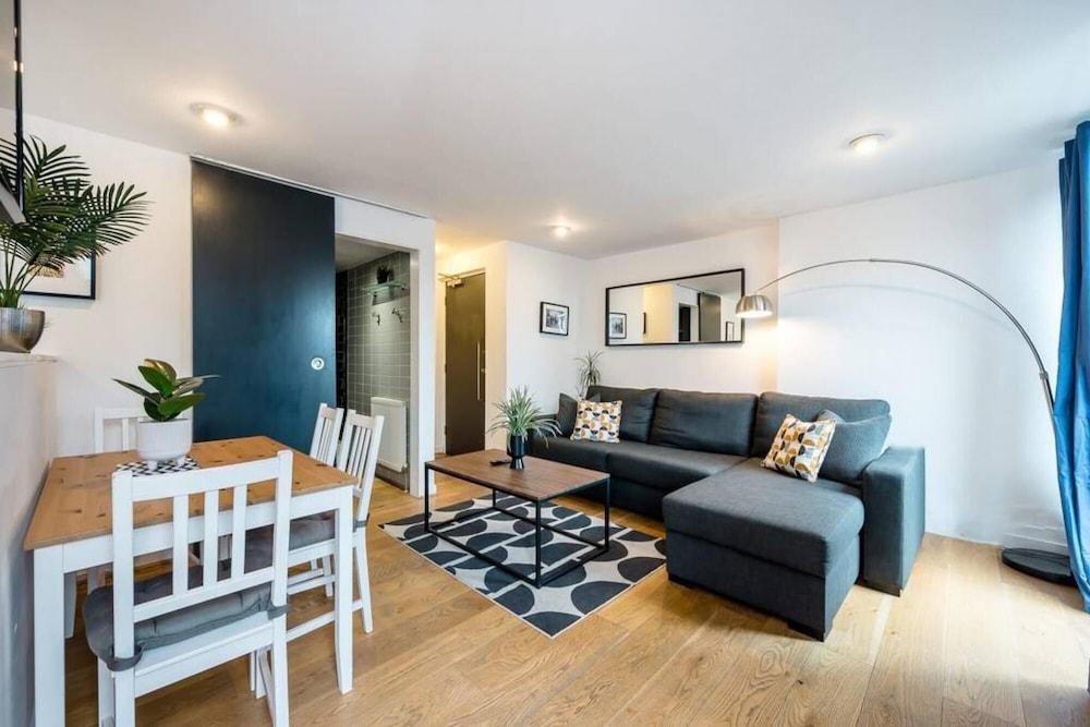 Host Apartments Preston s Rooftop Apt