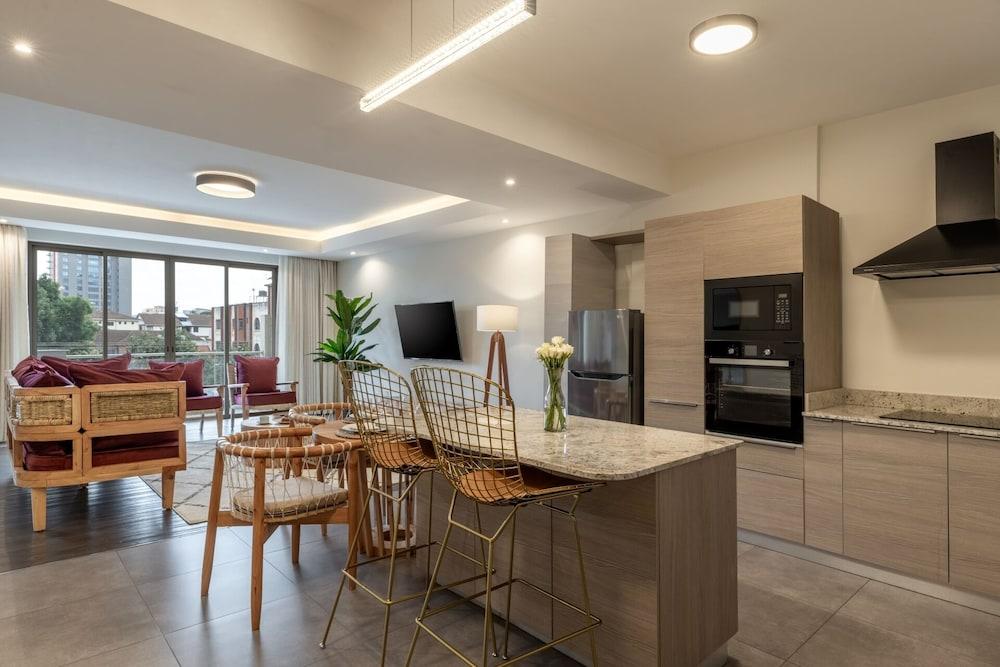 Capital Ruby Line 1 Bed by YourHost