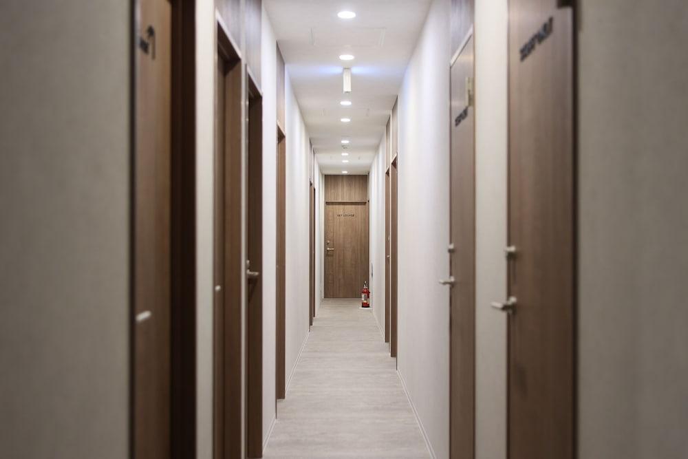 OHWA hostel minowa station