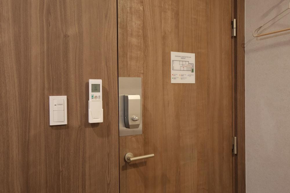 OHWA hostel minowa station