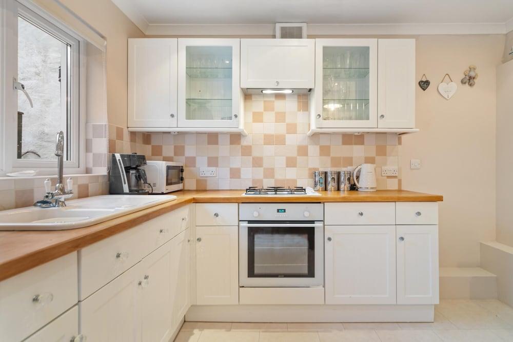 Tenby Cwtch - Short Walk to Beach