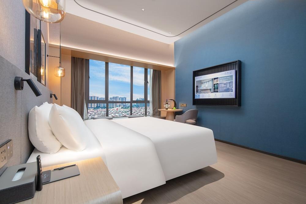 COUNTRY INN & SUITES BY RADISSON