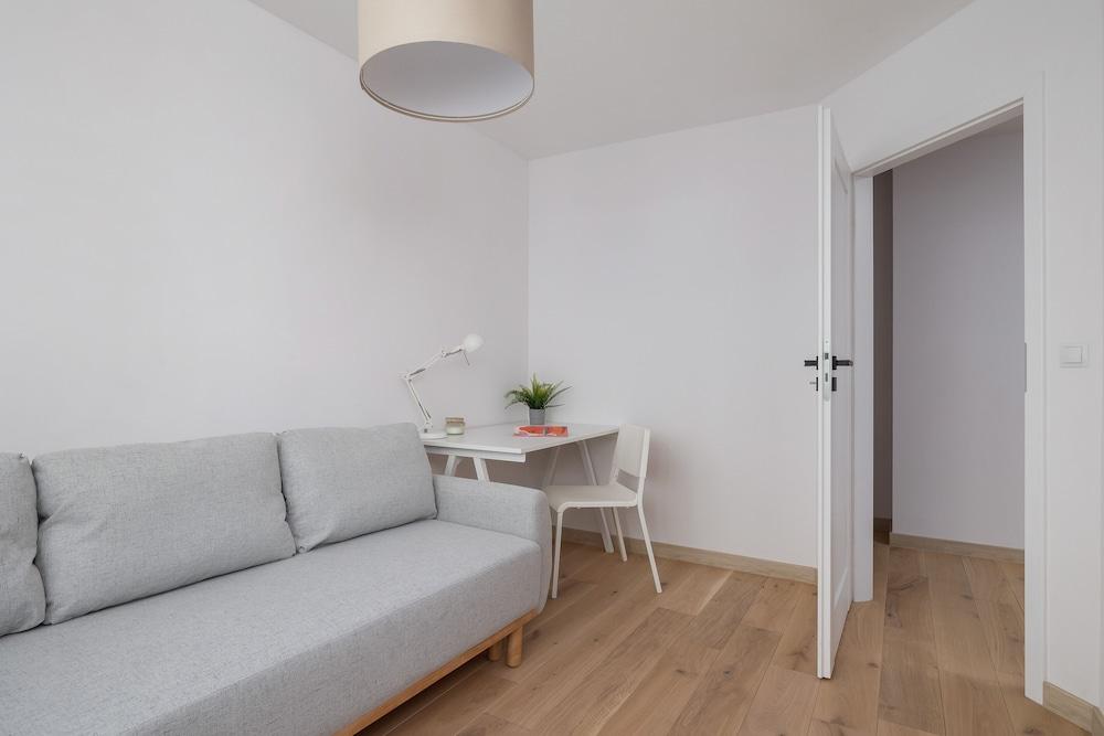 Apartment in the Centre by Renters