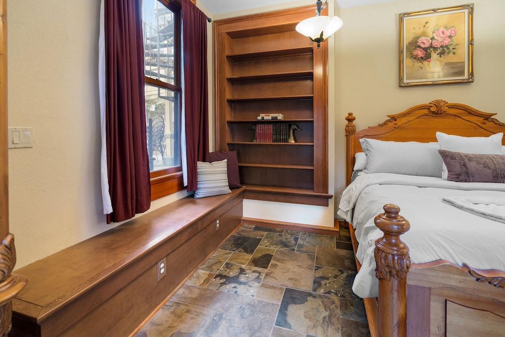 The Orth House Inn by Remotion