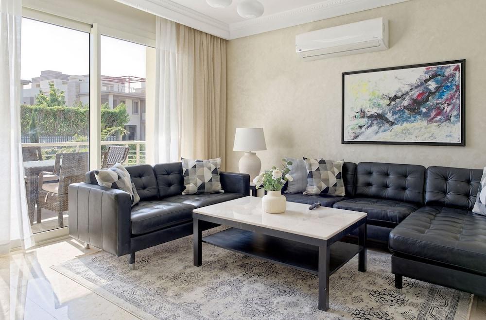 Vesta - Luxury Villa -5br - CFC I