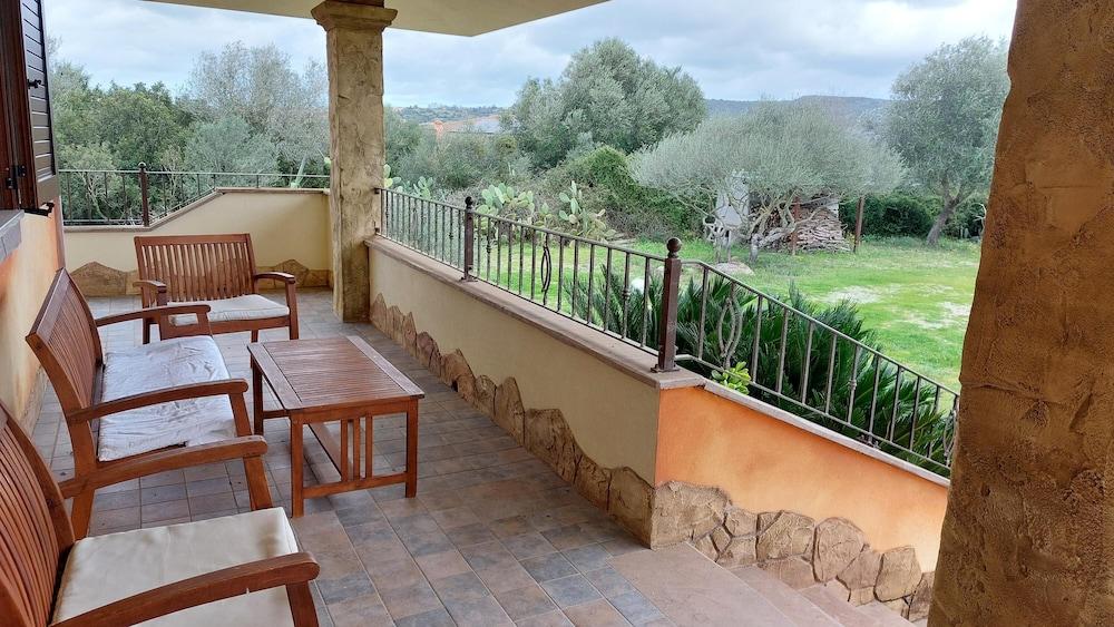 Primo Piano Appartamento Leccio