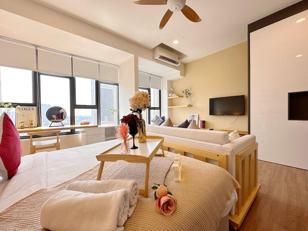 Ceylonz Suites KLCC By Twin Tower View