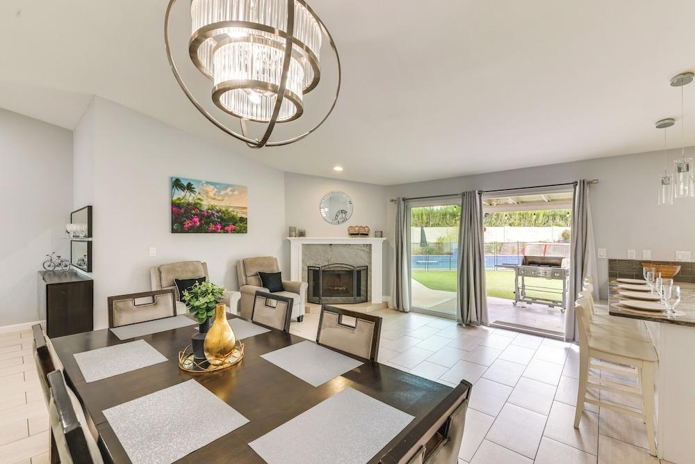 Private Pool & Playground: Phoenix Paradise!